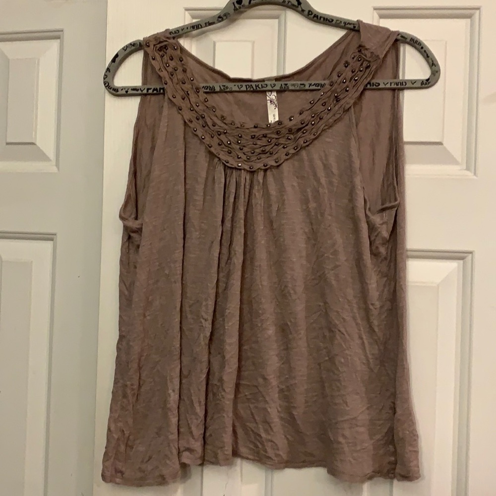 😍 Andrea embellished top *see pics embellishment